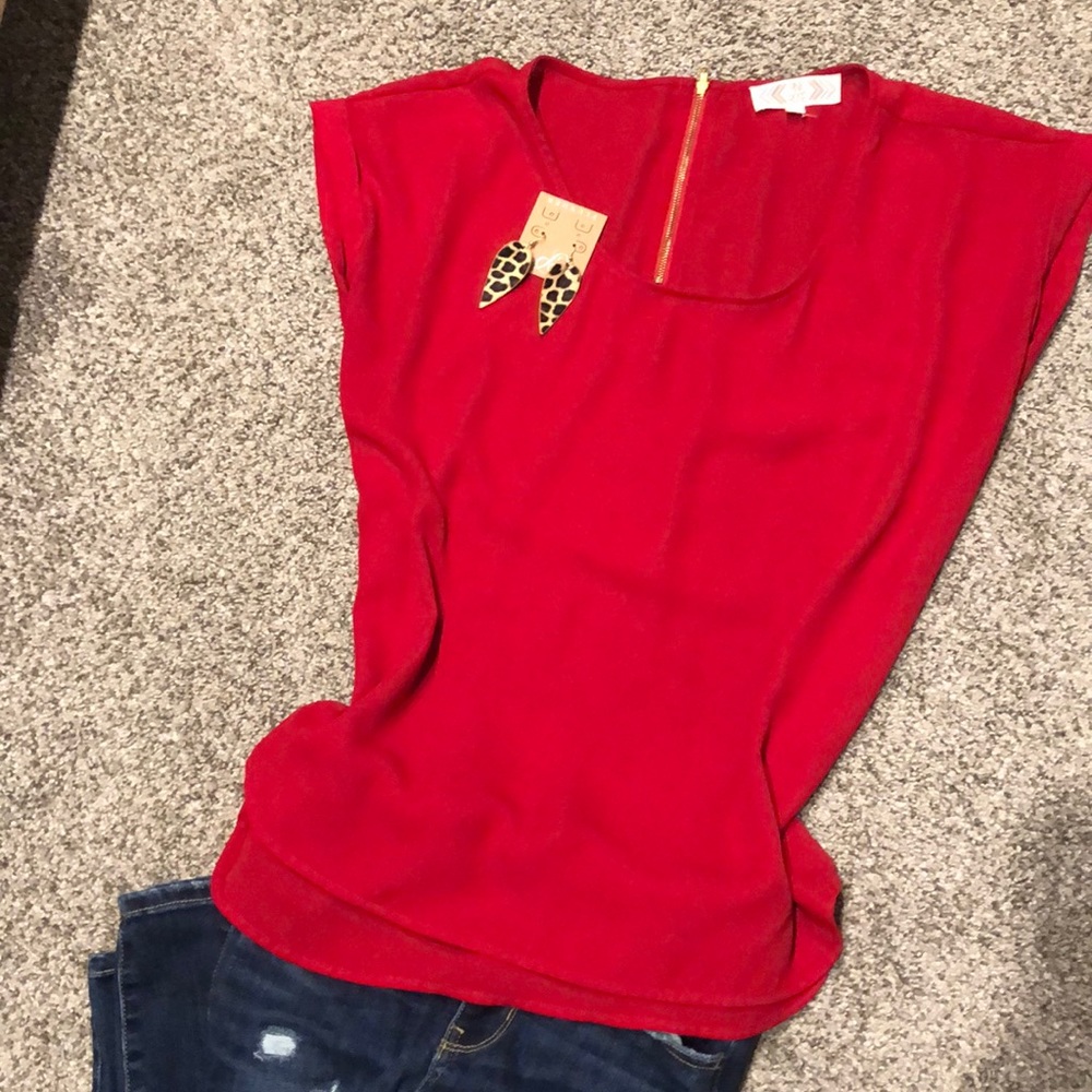 Red pink rose top